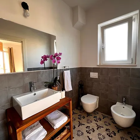 Casa Cunaci Bed And Breakfast Capo Vaticano Exterior foto