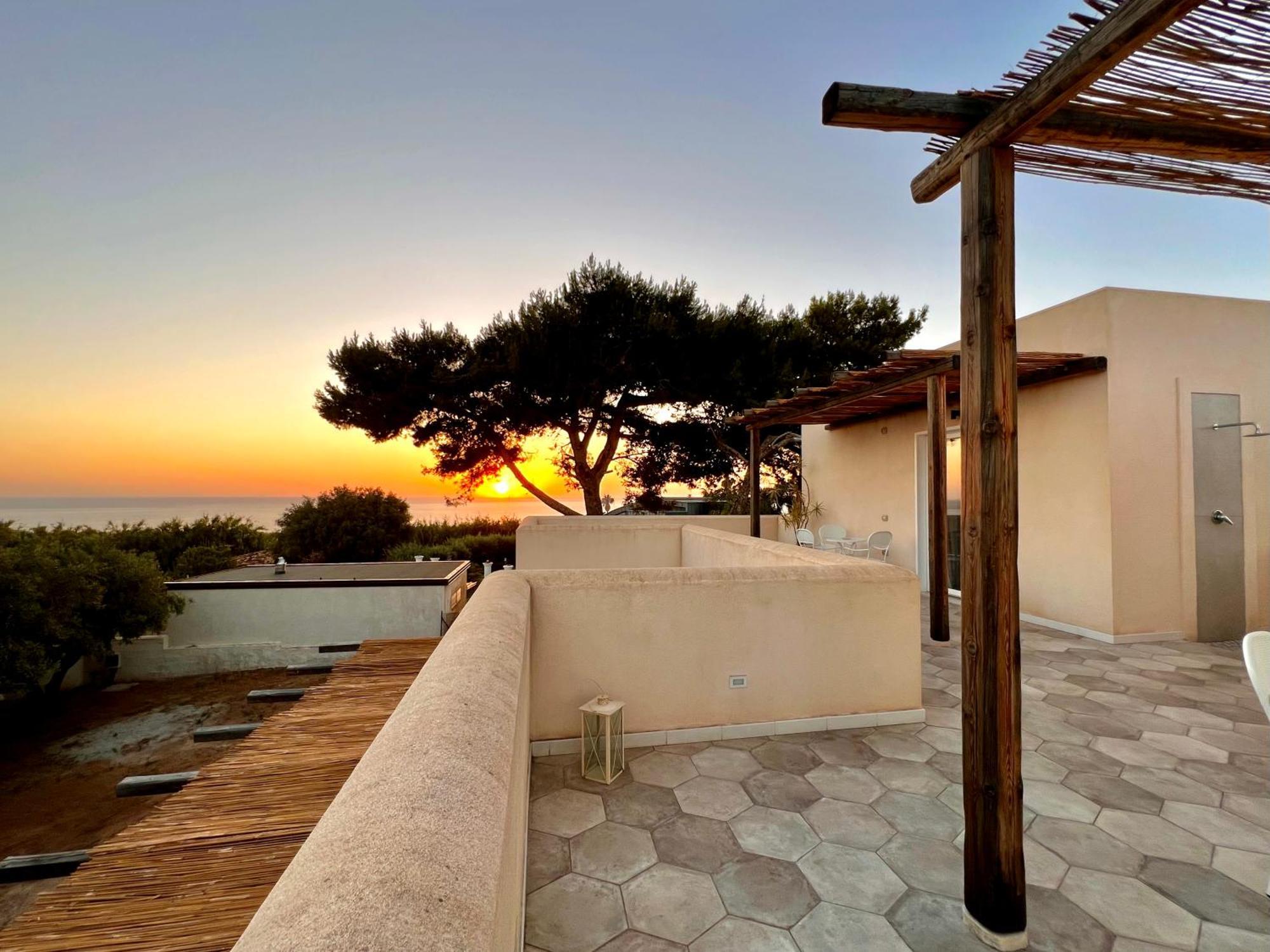 Casa Cunaci * Capo Vaticano
